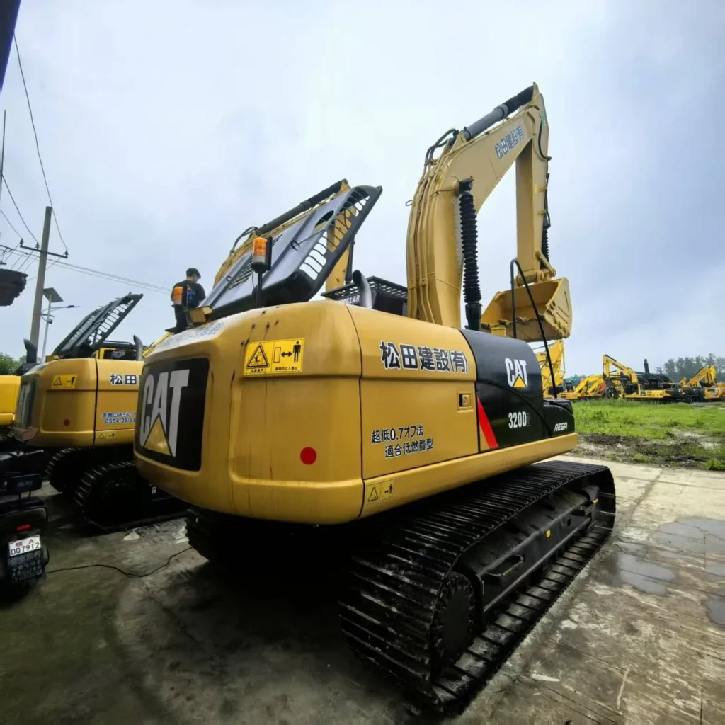 Used Caterpillar 320D Excavator — supplier photo 1