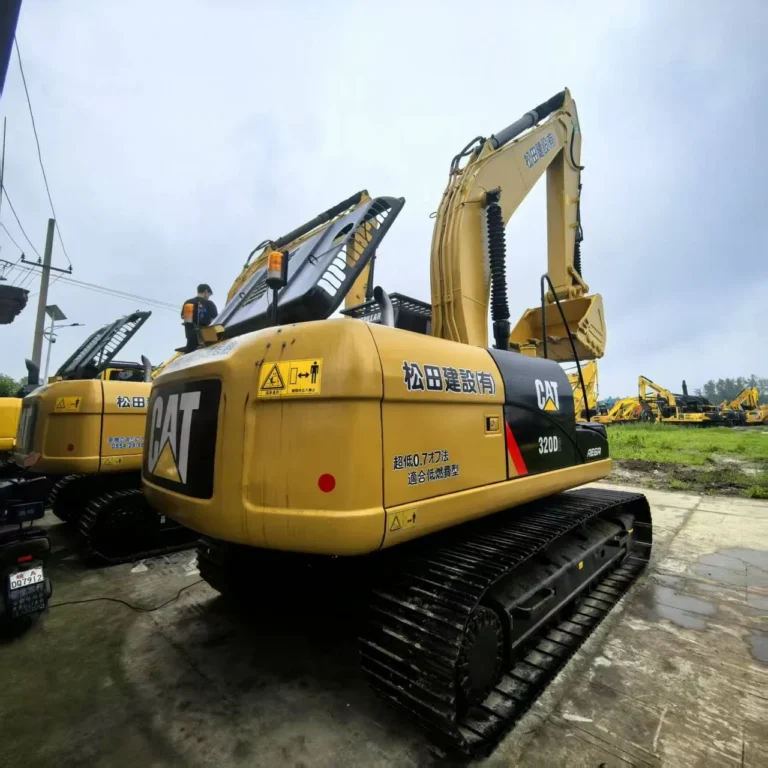 Used Caterpillar 320D Excavator — supplier photo 1
